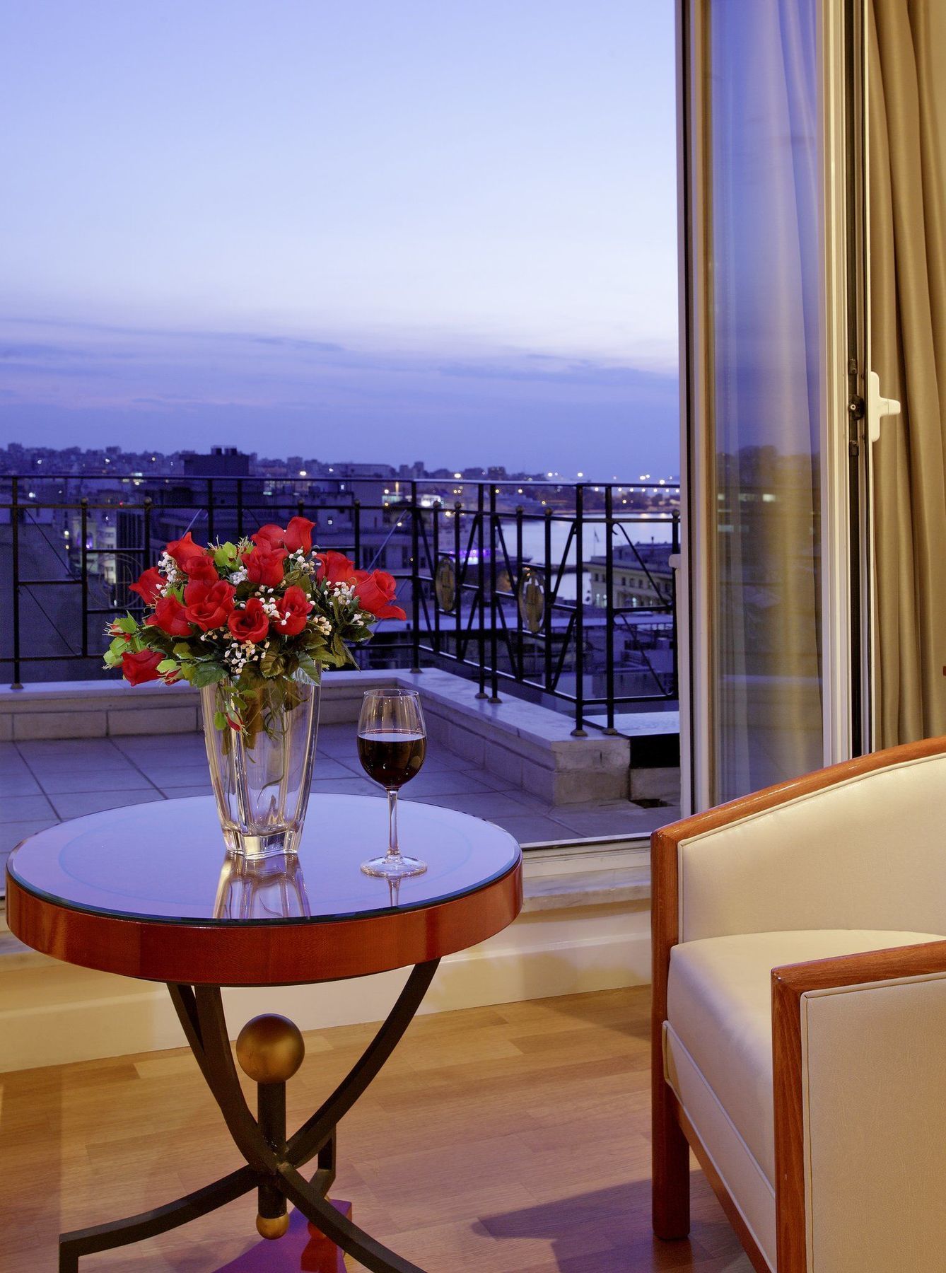 Piraeus Theoxenia Hotel Bagian luar foto View from a suite