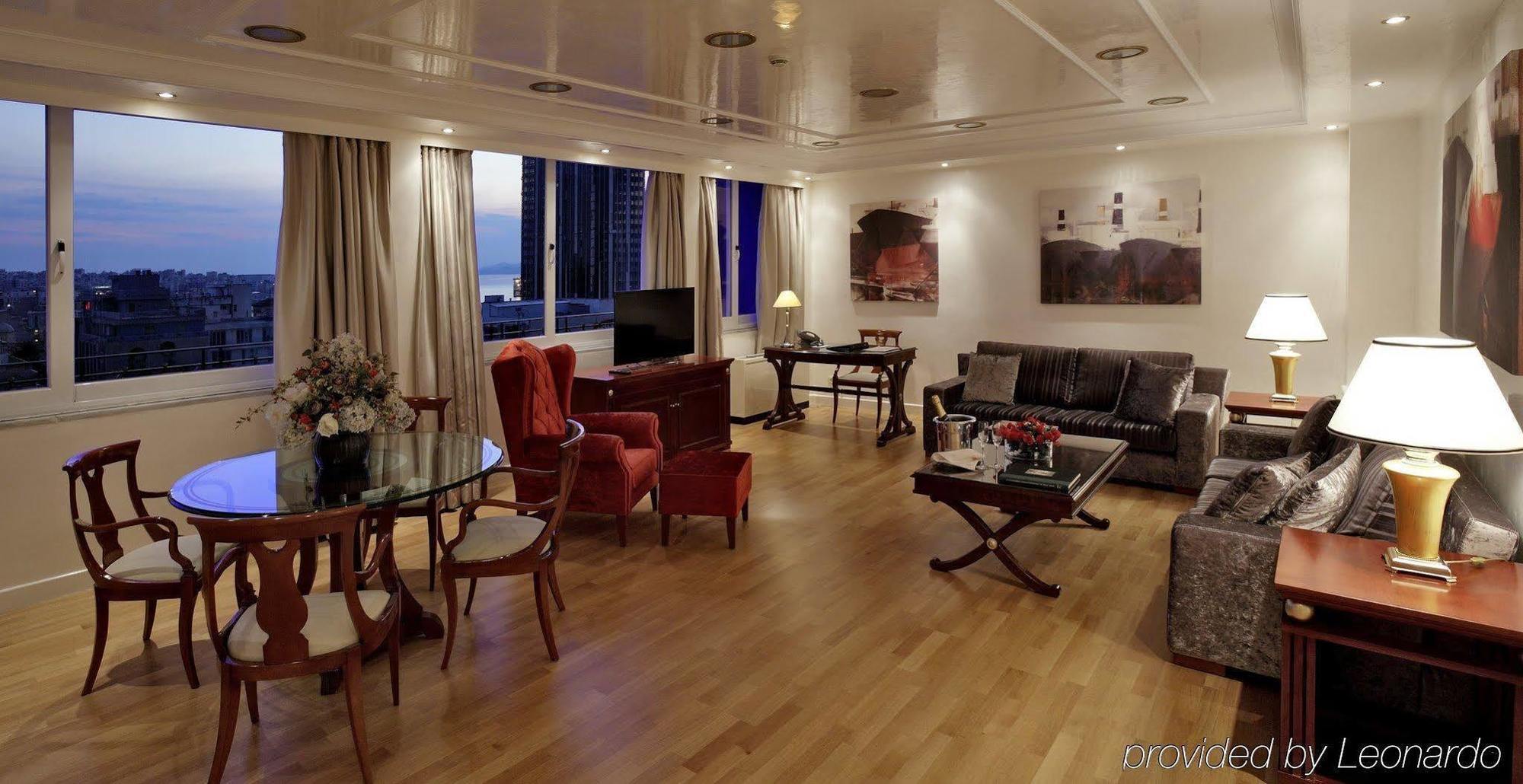 Piraeus Theoxenia Hotel Bagian luar foto Suite